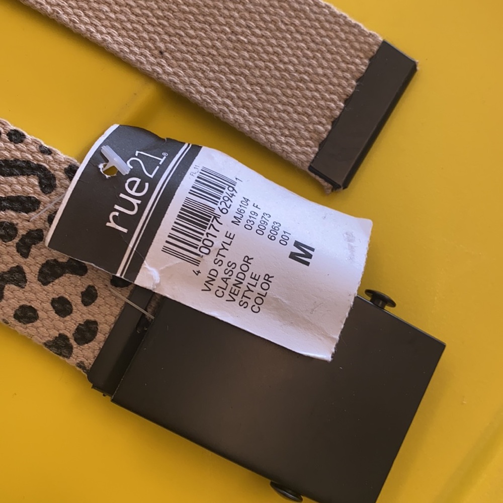 Leopard Belt - Picture 6 of 7